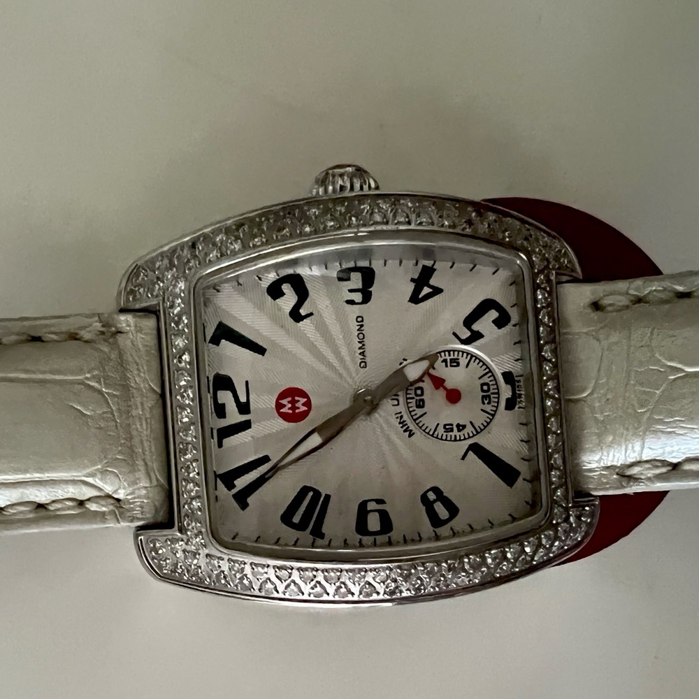 MICHELLE WATCH SMALL URBAN WITH DIAMONDS